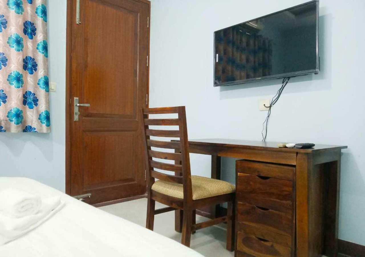 Hotel J P Residency à Greater Noida Extérieur photo